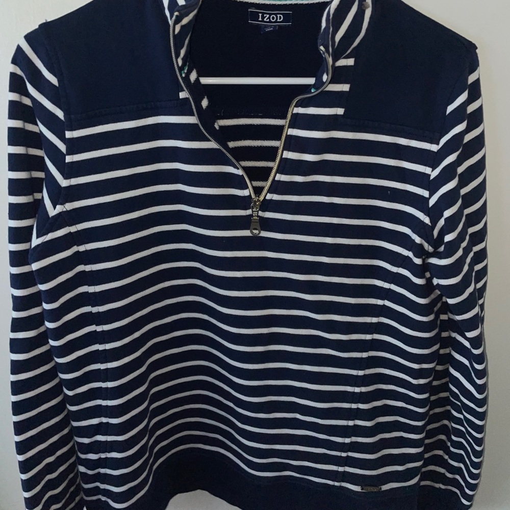 IZOD quarter zip sweatshirt